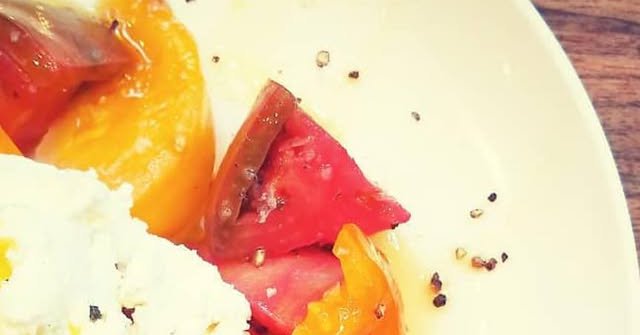 Tweet card summary image