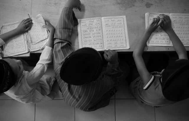 TCDFrontier's tweet card. Photo by Firdaus Latif under CC BY-NC-ND 2.0 In early April 1994, while the foundations of the genocide in Rwanda were being set, the world’s attention was focused 3,000 kilometres south, on the fi…