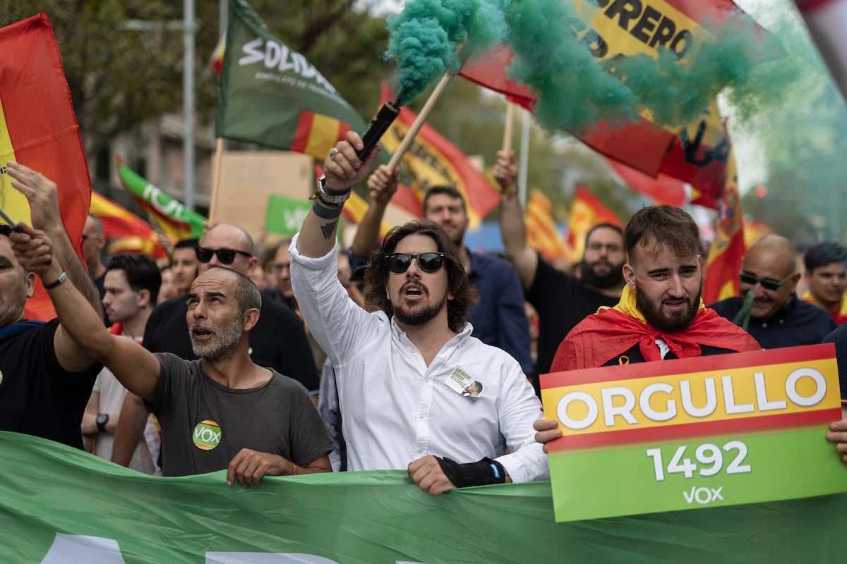 lalitx's tweet card. Lo que queda tras la rabia que están sembrando los partidos ultraderechistas es la nada