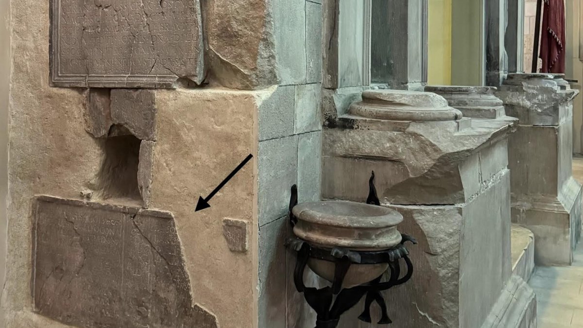 NovaConca's tweet card. Vallfogona de Riucorb ha vist com una de les seves peces més valuoses del patrimoni local rep una segona oportunitat gràcies a la restauració d’un element fonamental: la sepultura de Pere, l’escola...