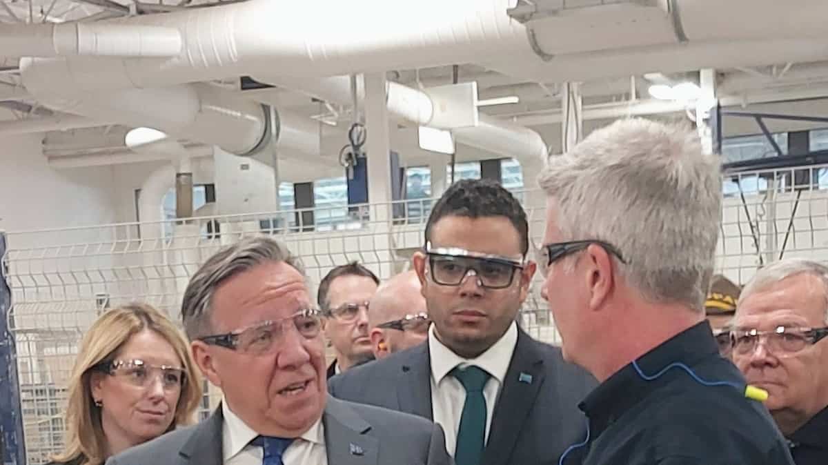 LouisDeschenes6's tweet card. Québec investira dans les entreprises exportatrices qui risquent d’être dans le pétrin en raison des tarifs douaniers de Trump.