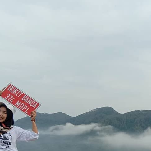 kakafariska's tweet card. Fariska Defawadiah (@kaka_fariska) • Instagram photo