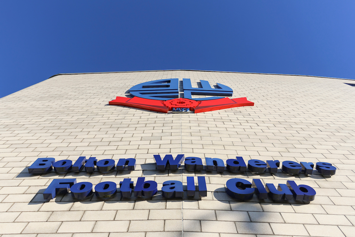 MarcIles's tweet card. Bolton Wanderers fans have rejected a printed apology from The Sun's newspaper over an 'insensitive' headline on a story about a supporters' death.