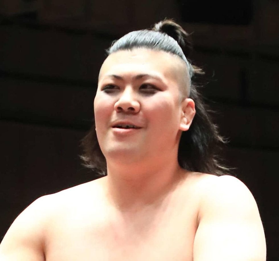 sportsbull_jp's tweet card. プロレスリングZERO1は2日、病気療養中のため長期欠場している横山佳和（37）について、医師による精密検査の結果、「頸…