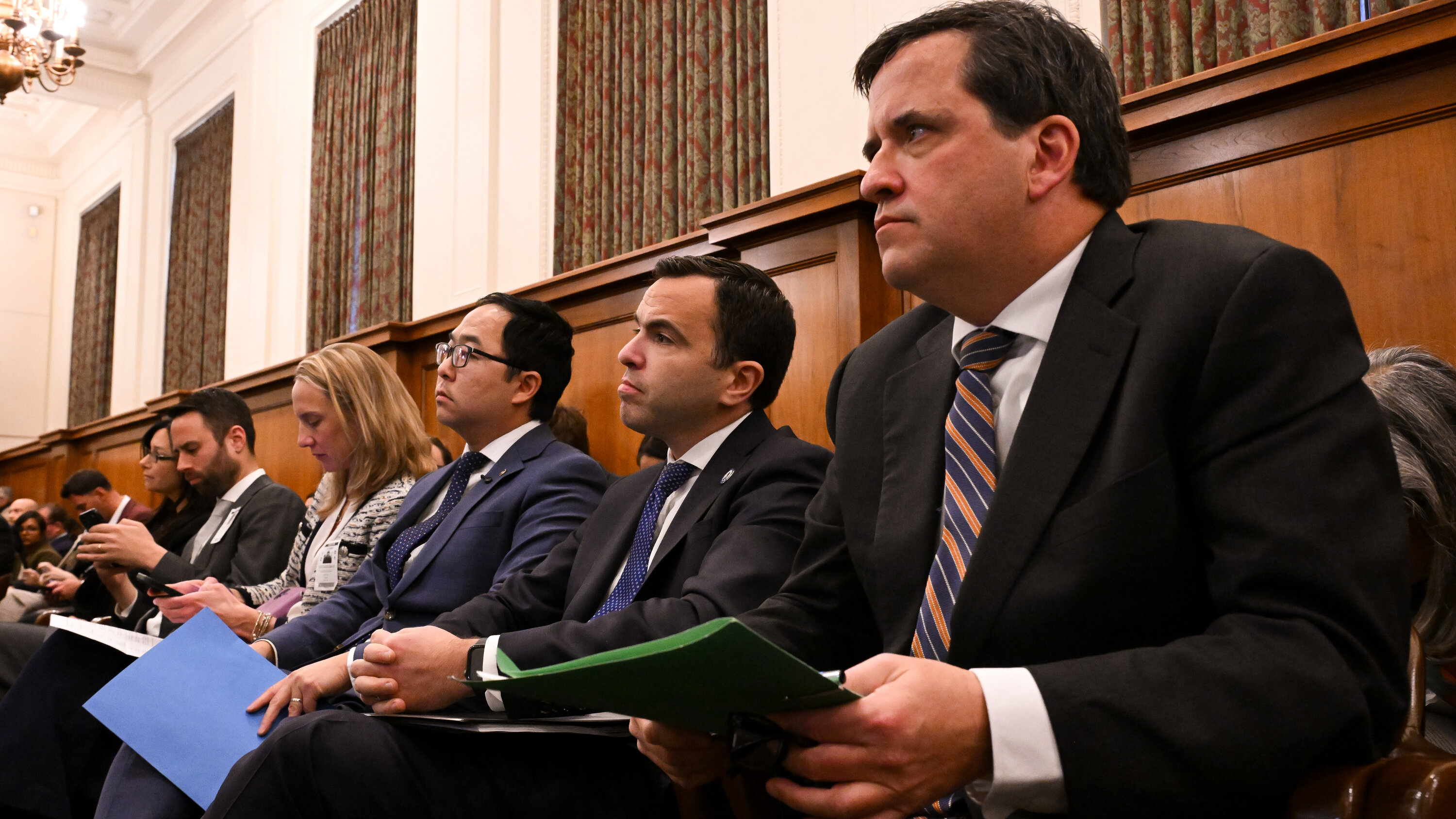 davidfolkenflik's tweet card. A State Senate committee moved to weaken an office that investigates police misconduct and government waste. Senator Andy Kim spoke in opposition but was cut off after three minutes.