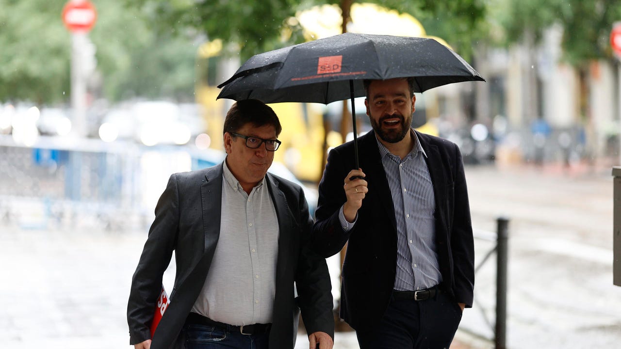 PerdigueroASP's tweet card. Según los testimonios de las denunciantes, 'el ambiente de trabajo era irrespirable' y el lenguaje de Salazar destilaba 'baboseo y misoginia', además de ser 'hipersexualizado hasta para dar los...