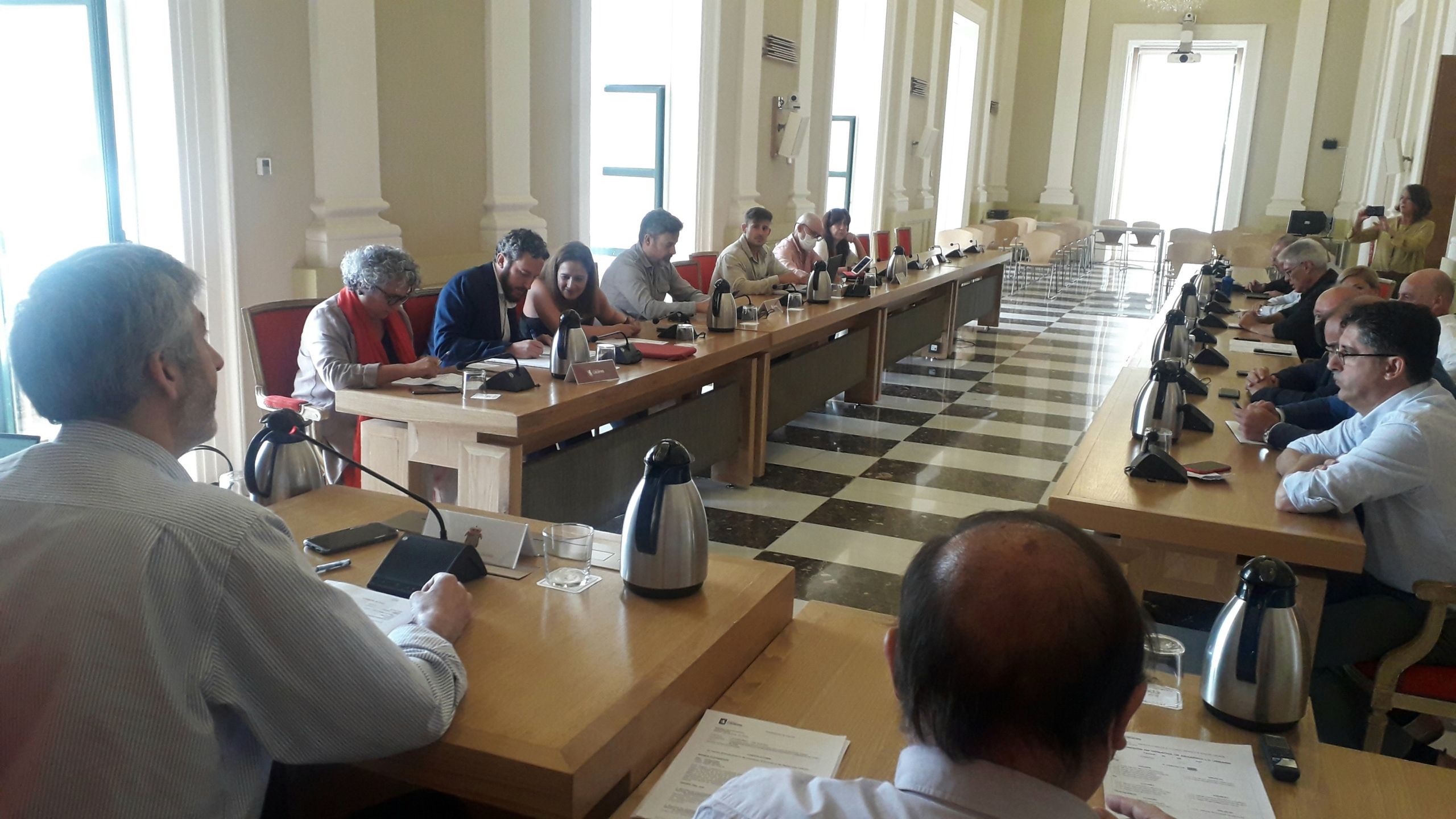 JSECC's tweet card. El Ayuntamiento continúa con su apuesta por la movilidad sostenible y la mejora de los servicios públicos, y en la Comisión de Desarrollo Urbano del Ayuntamiento se han aprobado dos modificaciones...