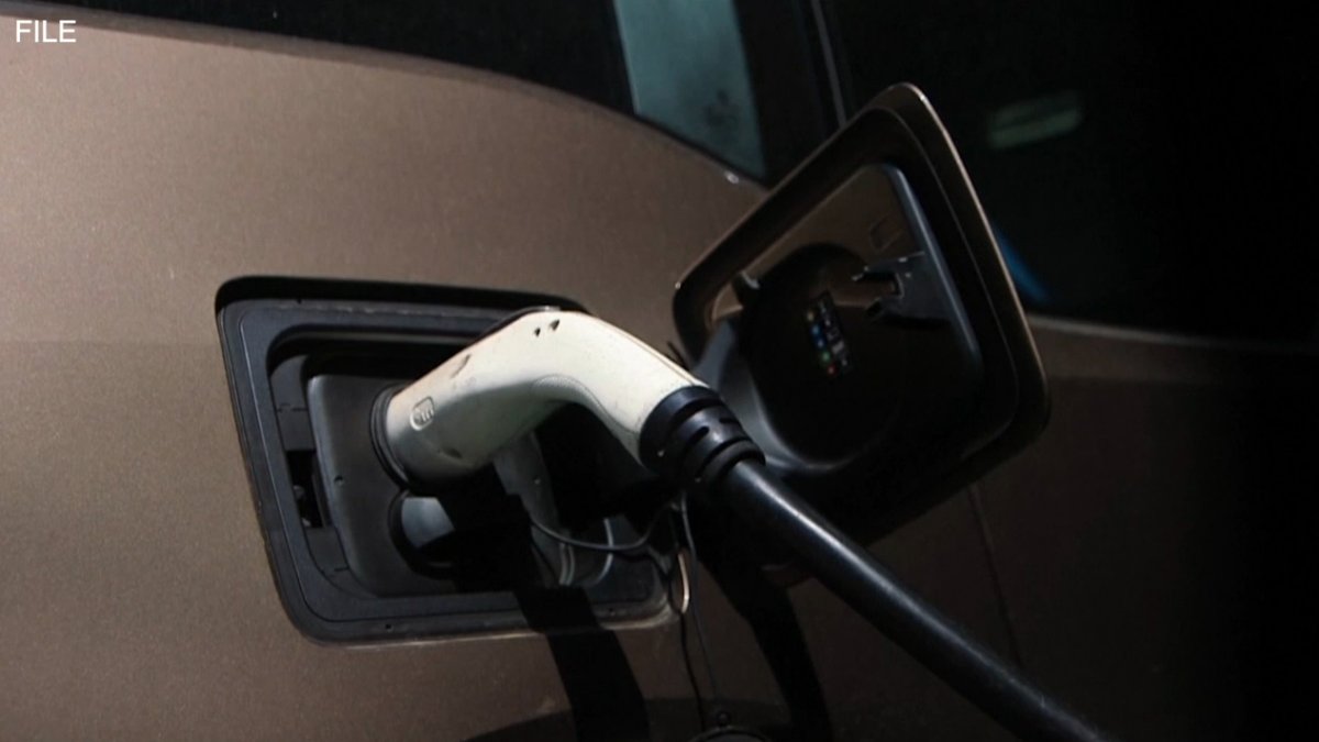 23ABCNews's tweet card. Sinewatts, a company committed to driving energy forward with sustainably powering electric vehicles and creating solutions for the overall electric grid of the future is coming to Bakersfield.