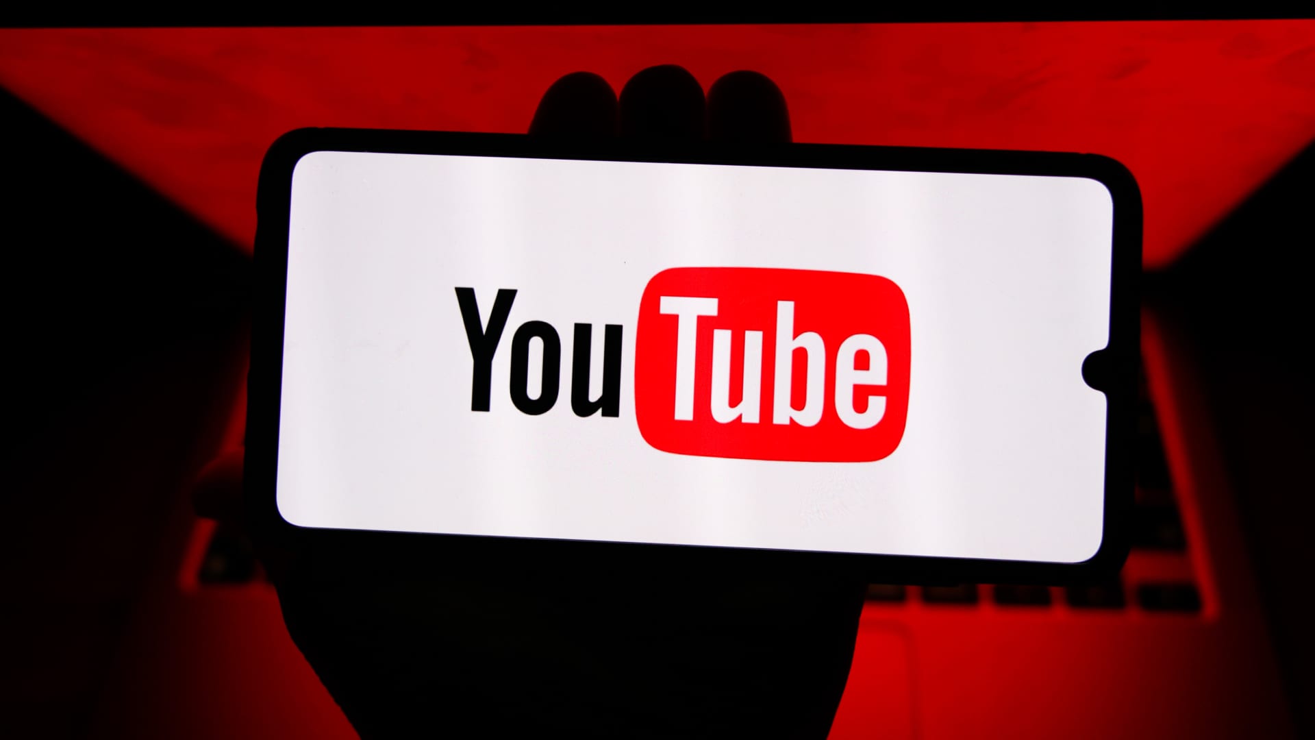 AlexTech_IT's tweet card. A YouTube tool that uses creators' biometrics to remove AI-generated videos also allows Google to train its AI models on that sensitive data, experts told CNBC.