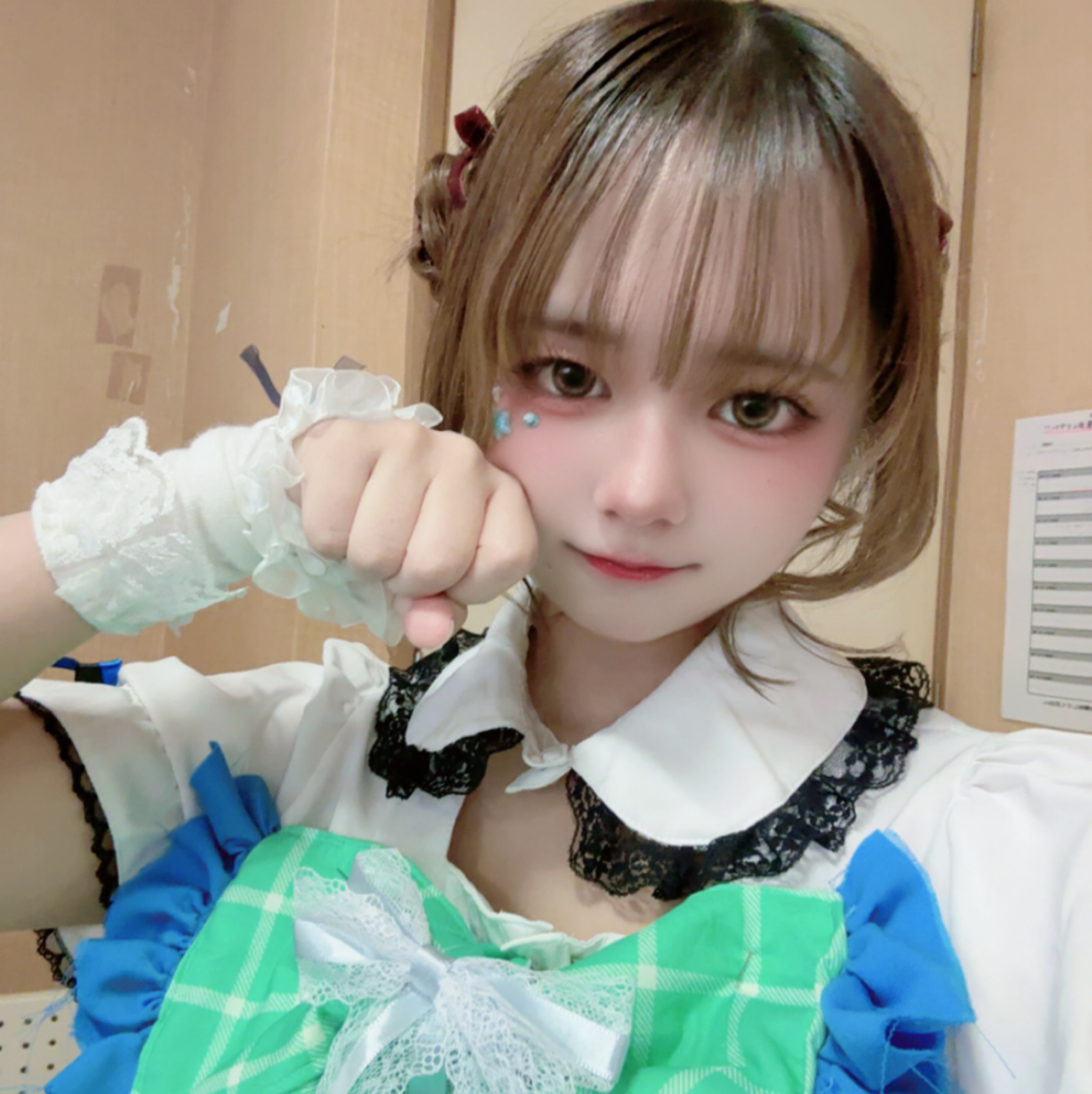 red_boots_cat's tweet card. uichan_mero is now ON LIVE! Welcome to join now! | #ユニドル #大学生 | 17LIVE stream is the best live stream App in the world, there are various streamers sharing their life everyday.