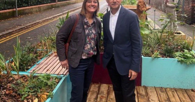 Tweet card summary image