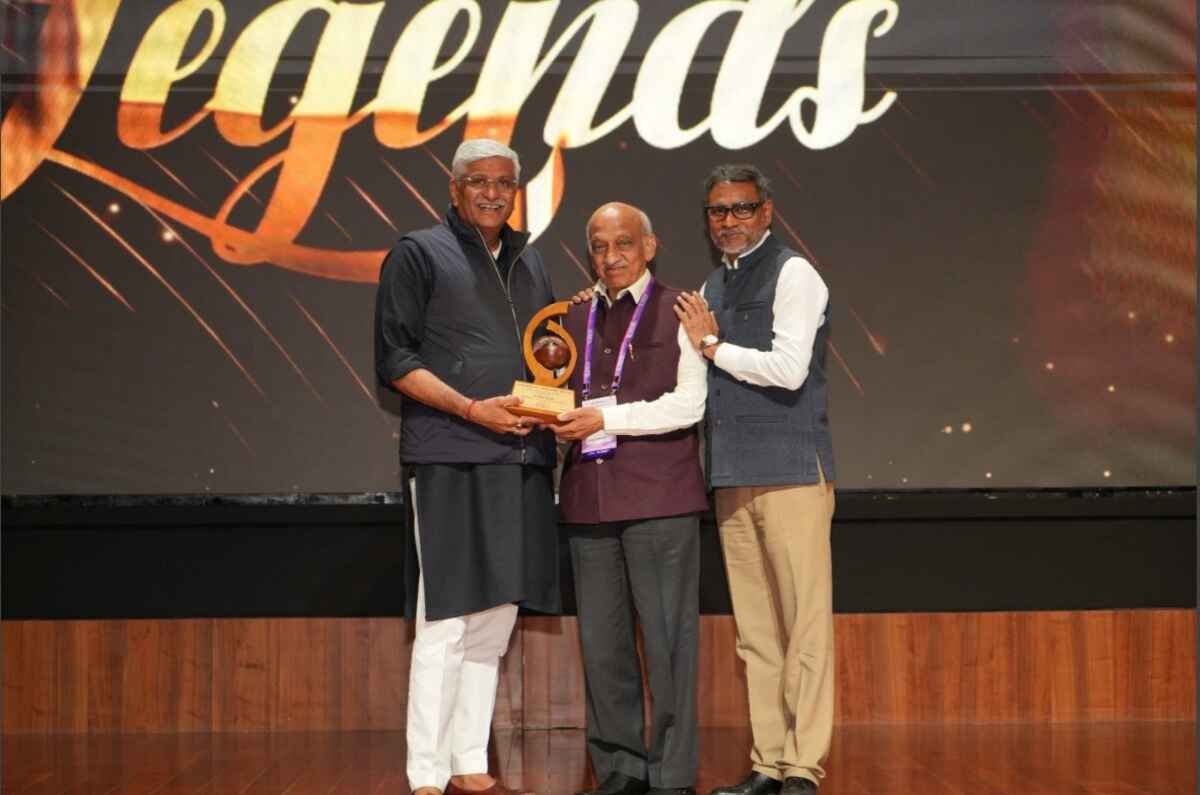 TheTycoonWorld's tweet card. By honouring these stalwarts, GeoSmart India 2025 celebrated not only India’s scientific legacy but also its enduring spirit of innovation and collaboration,