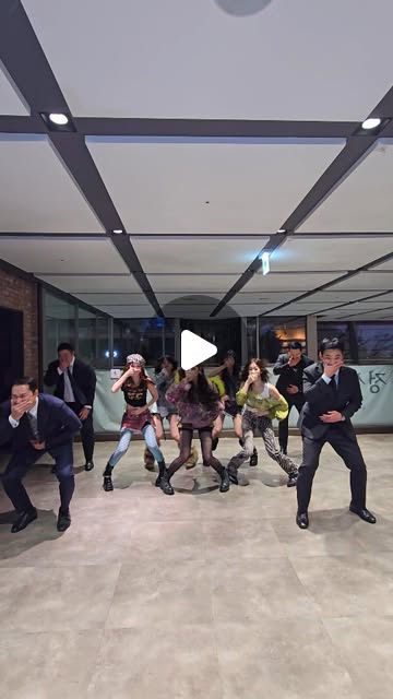 suga2kyu's tweet card. LE SSERAFIM (@le_sserafim) • Instagram reel