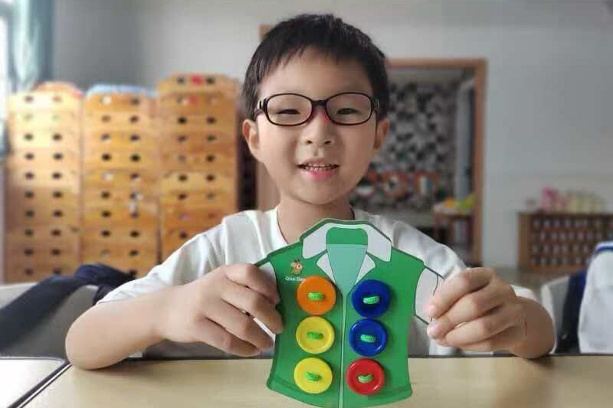 clauirizarry's tweet card. The father and son were detained at an ICE check-in on Nov. 26, advocates say. The son’s location is currently unknown, while the father is being held at an upstate ICE facility.