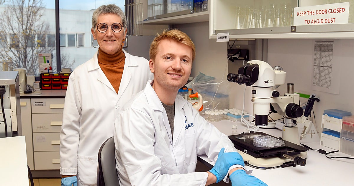 CSIC_VAPC's tweet card. La investigación ha sido liderada por el Instituto de Ciencia de materiales de Barcelona en colaboración con el Centro Barraquer y el apoyo de la Fundación La Caixa