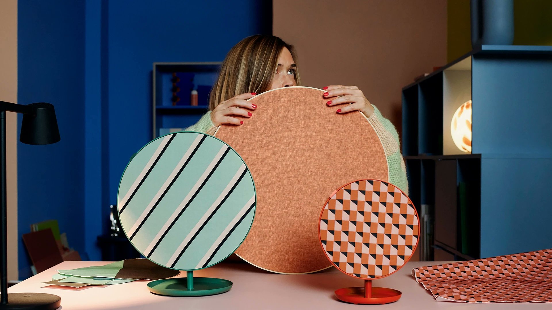 computer_zive's tweet card. Oblíbená IKEA rozšiřuje svou nabídku reproduktorů a přidává řadu SOLSKYDD – trojici reproduktorů ve třech různých velikostech, které mají zaujmout hlavně vzhledem. Známý švédský nábytkářský řetězec...