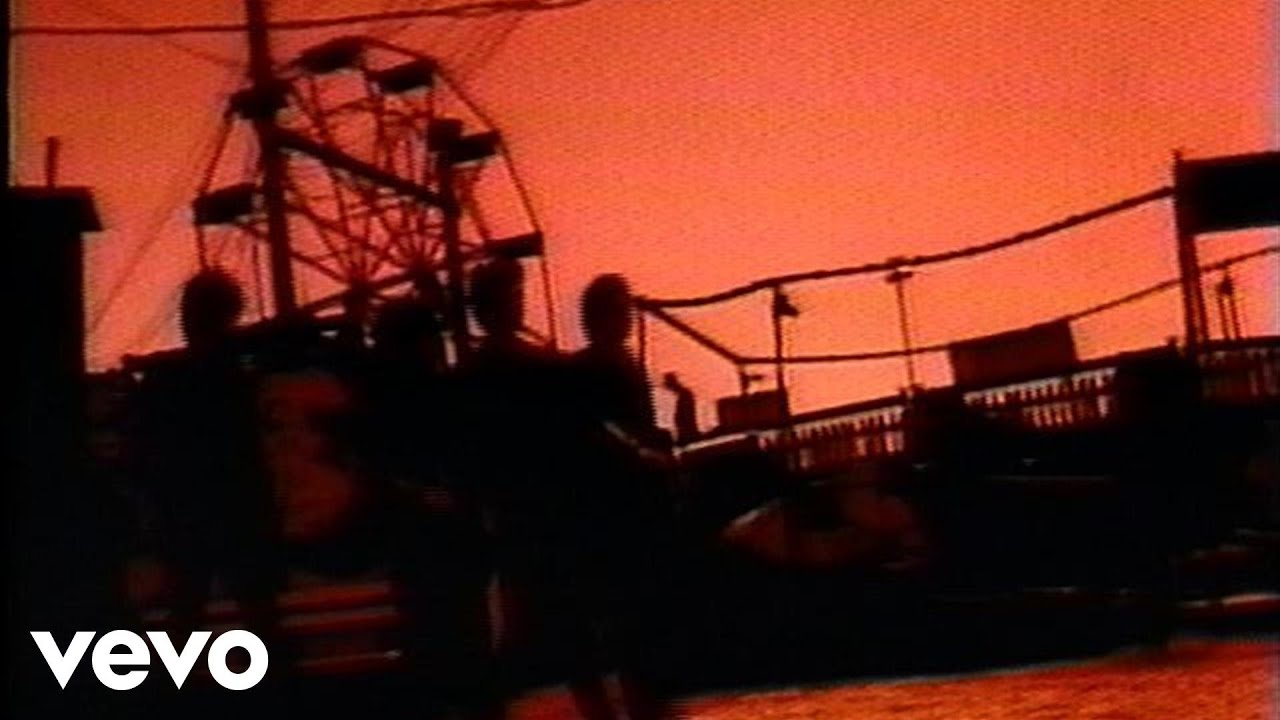 BrenDee92's tweet card. Joan Jett and the Blackhearts - Do You Wanna Touch Me (Oh Yeah)