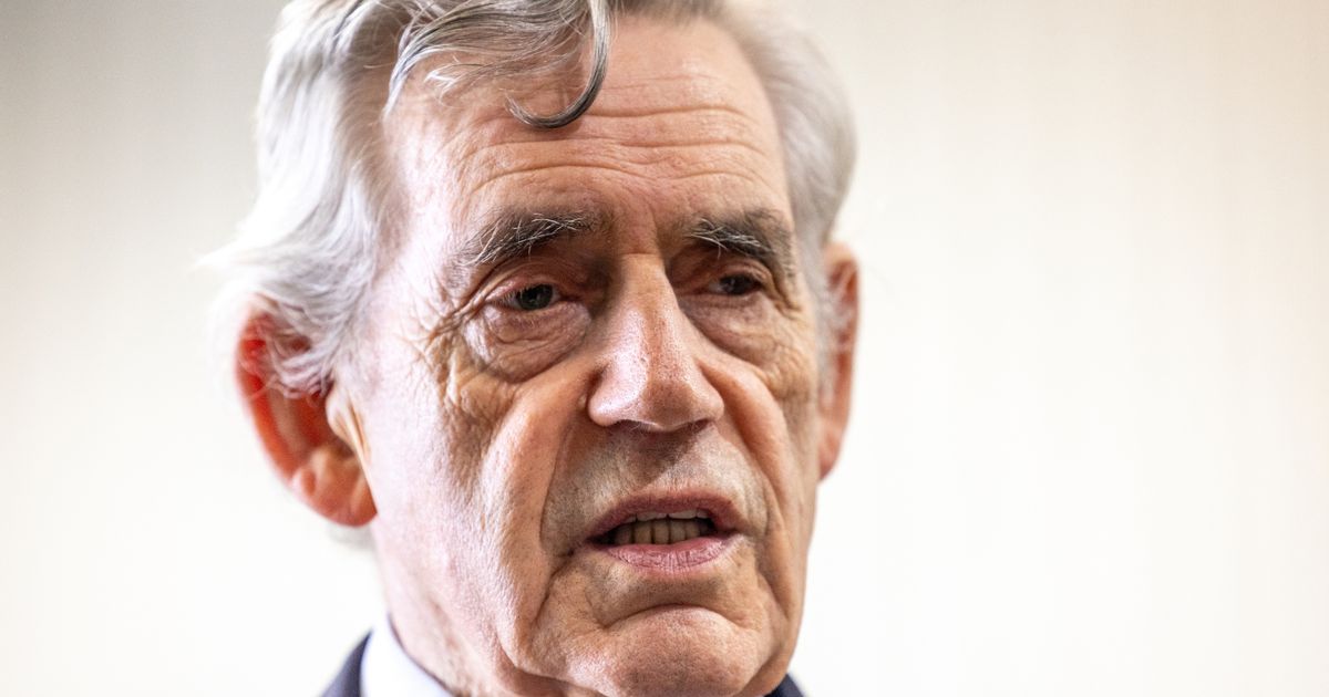 MirrorPolitics's tweet card. Former PM Gordon Brown lambasts the Conservatives for peddling cruel myths about welfare scroungers - and shines a light on their record pushing children into poverty