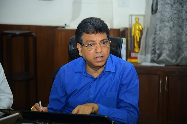 thenewsminute's tweet card. Follow TNM's WhatsApp channel for news updates and story links.Karnataka Pradesh Congress Committee (KPCC) deputy spokesperson Anand Kumar MS has rais