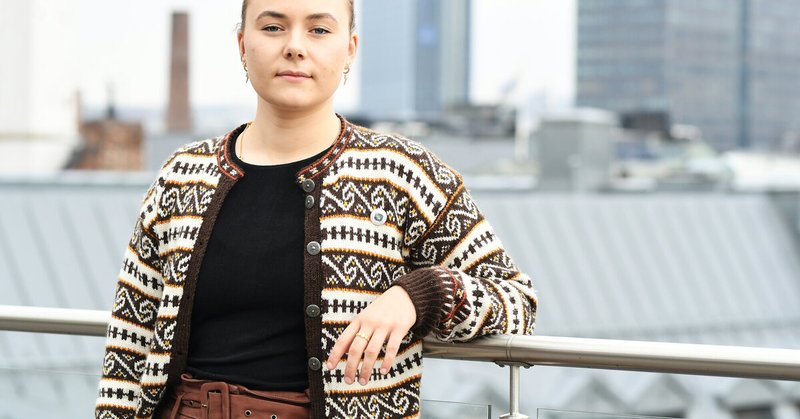 Tweet card summary image