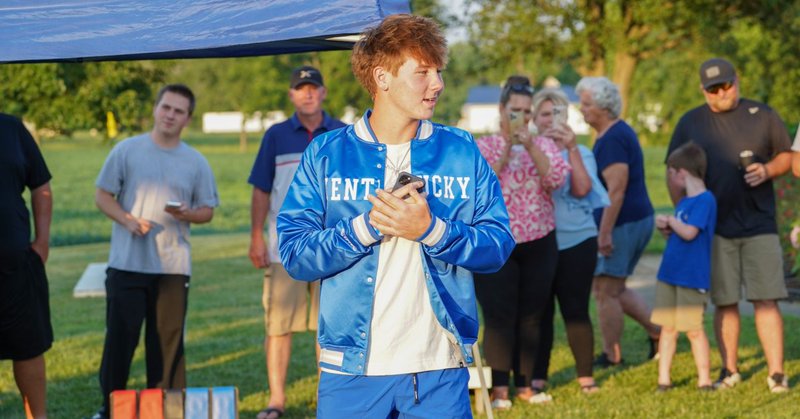 Tweet card summary image