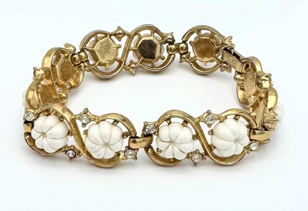 serendipitytrea's tweet card. This Chain & Link Bracelets item by serendipitytreasure has 13 favorites from Etsy shoppers. Ships from Huntington Beach, CA. Listed on Dec 2, 2025