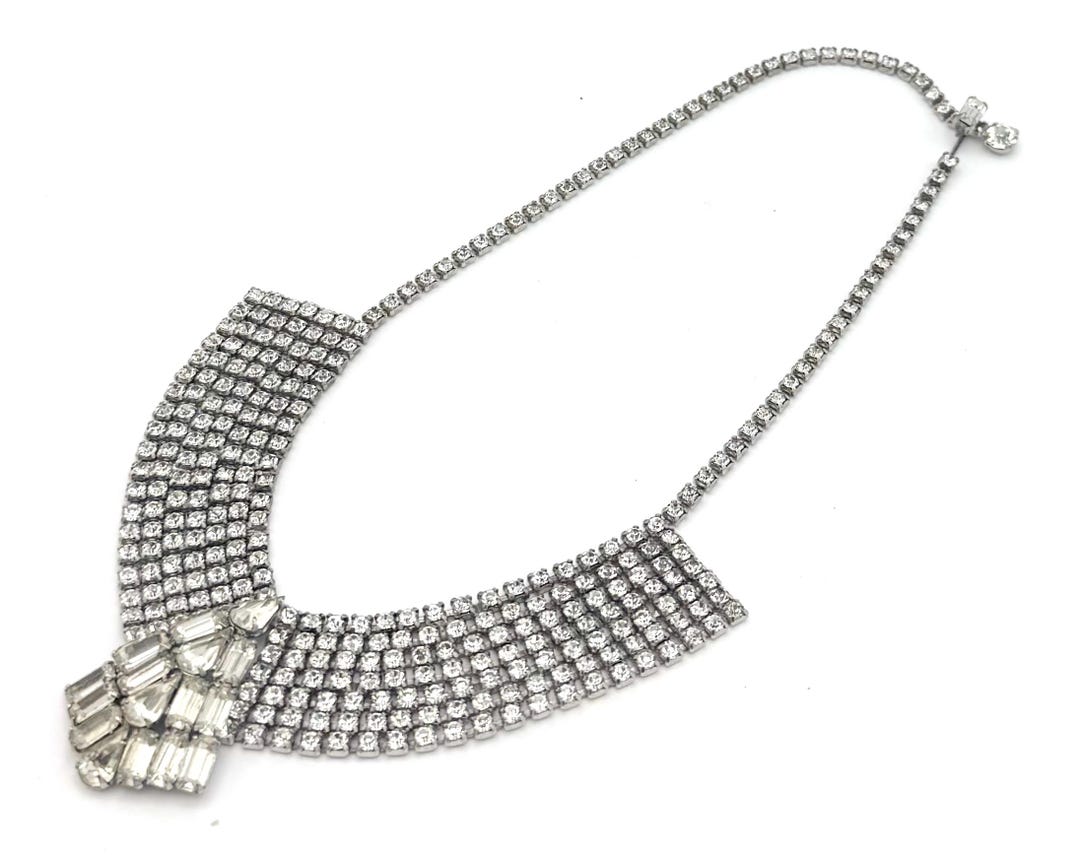 serendipitytrea's tweet card. This Crystal Necklaces item by serendipitytreasure has 6 favorites from Etsy shoppers. Ships from Huntington Beach, CA. Listed on Dec 2, 2025