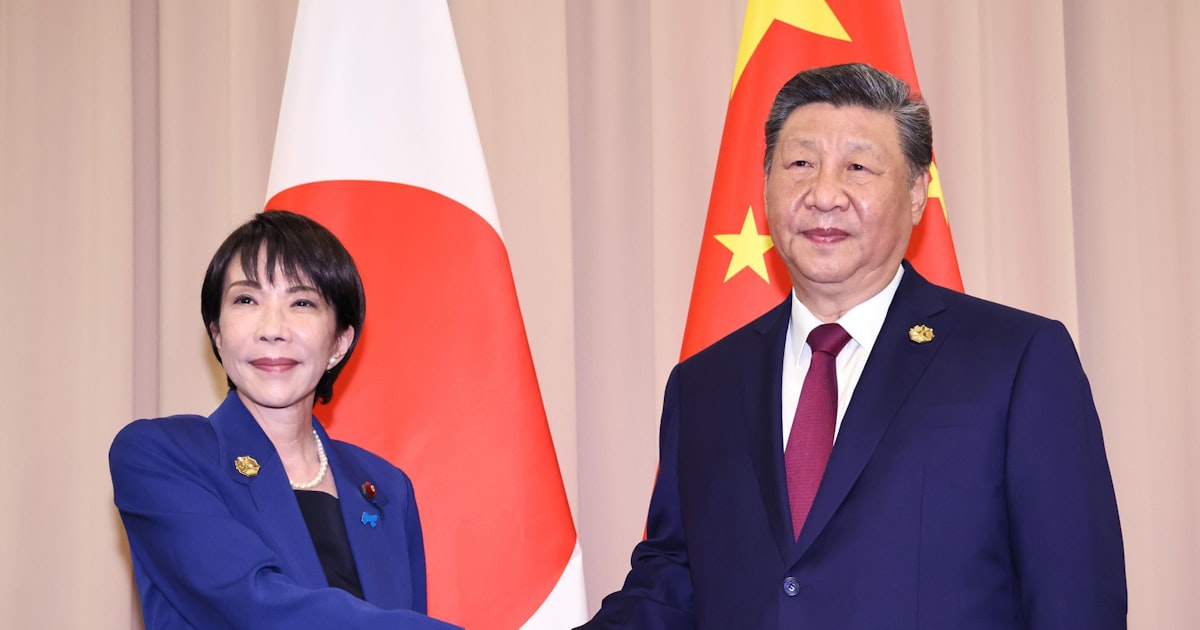 tanaka_webdev's tweet card. 首相の高市早苗による「台湾有事」を巡る国会答弁以降、中国・習近平（シー・ジンピン）政権は、次から次へと日本への「制裁措置」を繰り出しているかのような印象がある。上海で予定していた歌手の浜崎あゆみさんのコンサートが中止。人気アニメ「ONE PIECE（ワンピース）」のテーマ曲で知られる大槻マキさんも上海での公演中、音声が切られて照明も消え、強制的に中断となった。日中間のエンターテインメント交流は