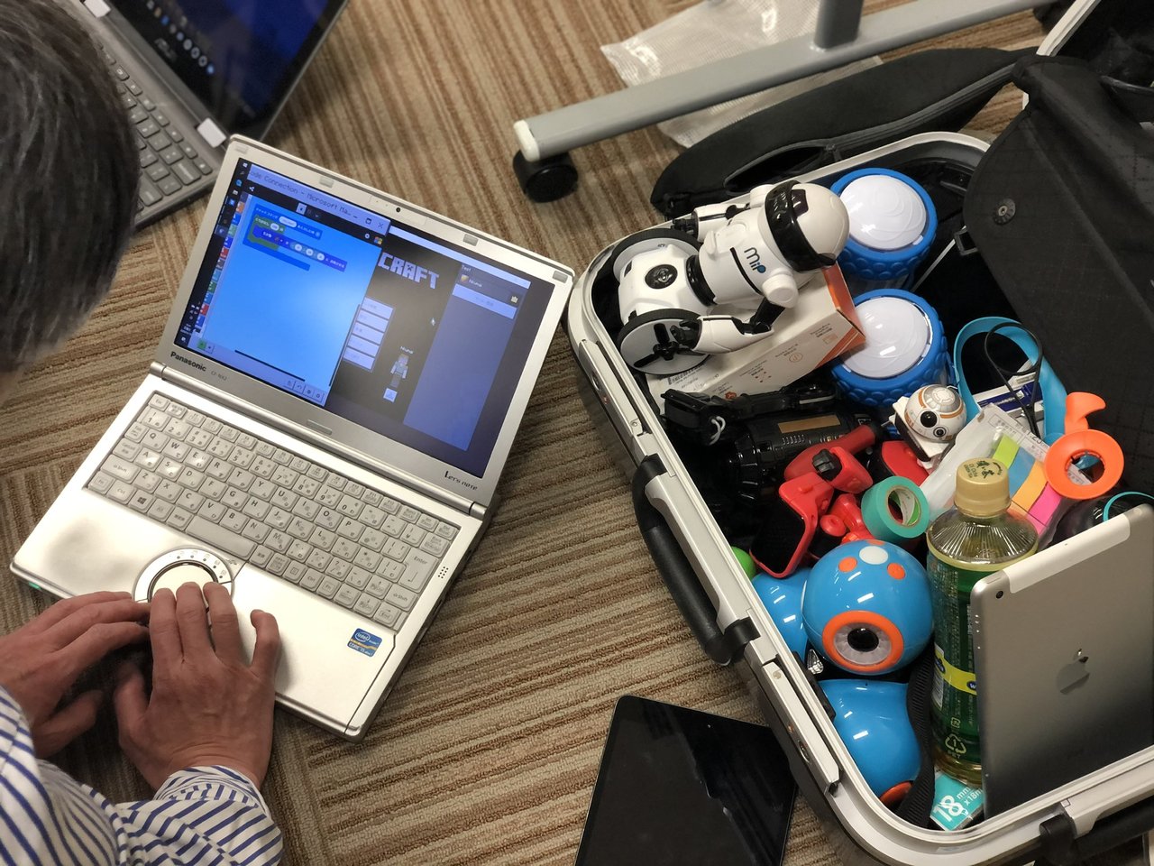 CoderDojoNGTD's tweet card. # 第29回 CoderDojo長津田 ## CoderDojoについて CoderDojo は、7〜17歳の子どもを対象にしたプログラミング道場です。CoderDojo の活動は2011年にアイルランドで始まり、世界では110カ国・2,000の道場、日本では全国に180以上の道場があります (2019年6月)。 子どもにより良い環境で、自発的に、なおかつ無料でプログラミングに触れる機会を提...