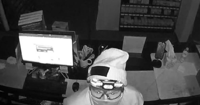 Tweet card summary image