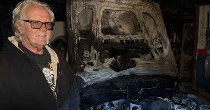 Tweet card summary image