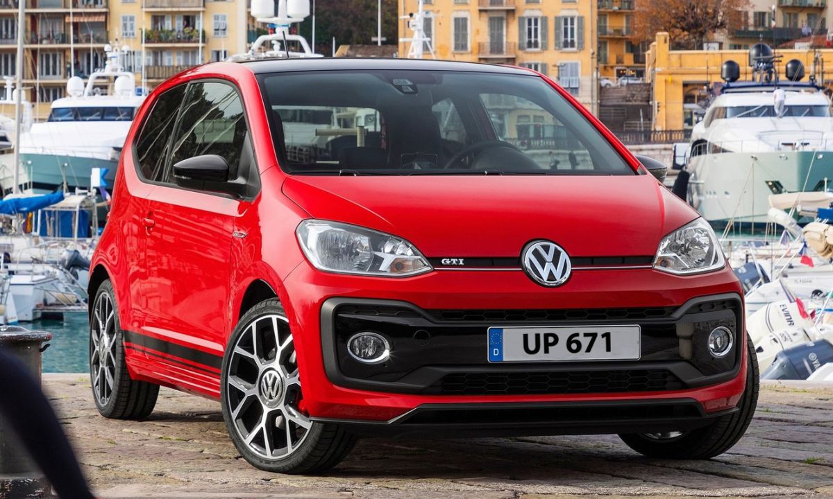 MabaMalaysia's tweet card. Another week, another fancy number plate series. This time, it’s UP, which officially stands for Unique Plates, although there are many other possibilities. “Up your health, wealth and luck with UP...