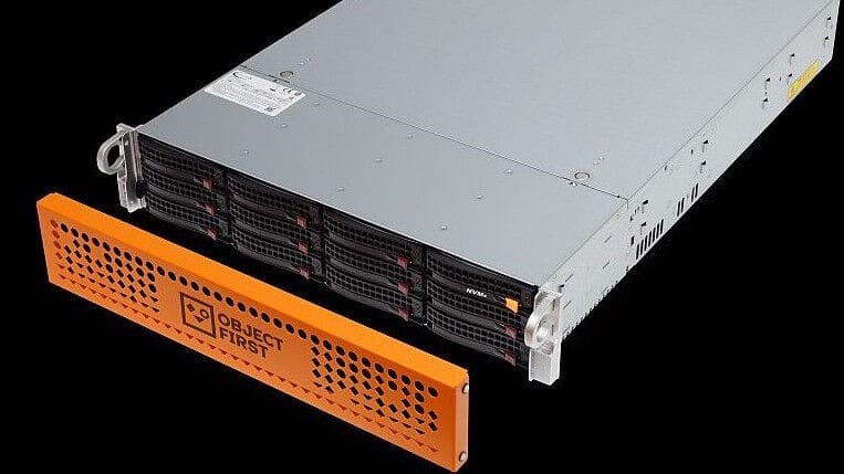 TechDArchive's tweet card. Explore Understanding User Roles and Access Control in Object First OOTBI for secure and efficient backup management