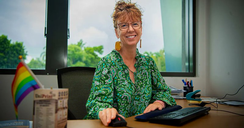 Tweet card summary image