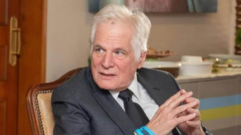 Elolfato's tweet card. El exprecandidato anunció una salida “irrevocable” y afirmó que el partido no respetó su derecho a la defensa ni los principios que dice representar.