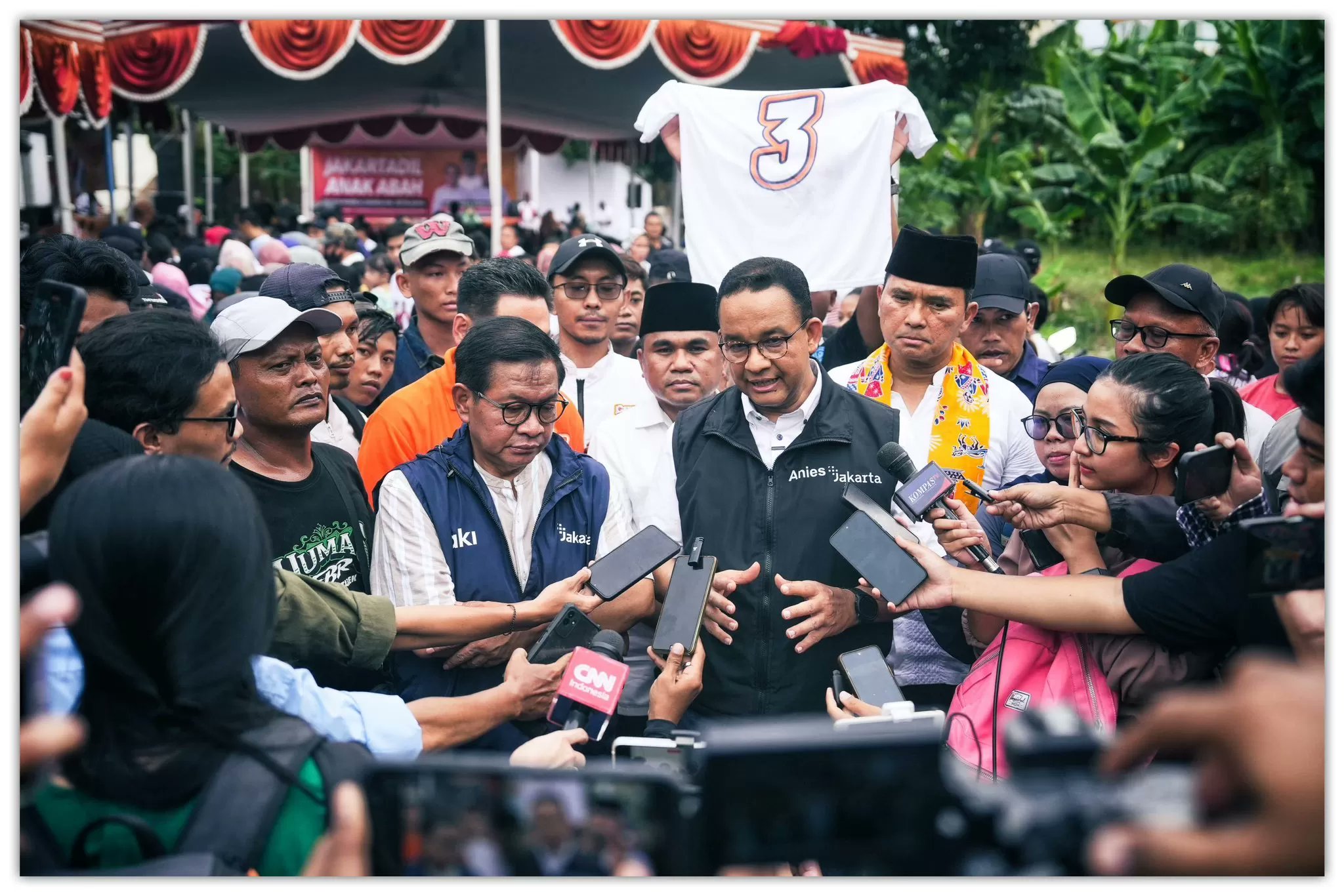lakumedia_id's tweet card. Apakah Anies Baswedan menjadi korban PHP dan sabotase dalam perpolitikan Indonesia? Temukan analisis mendalam dan skenario menarik dalam artikel ini.