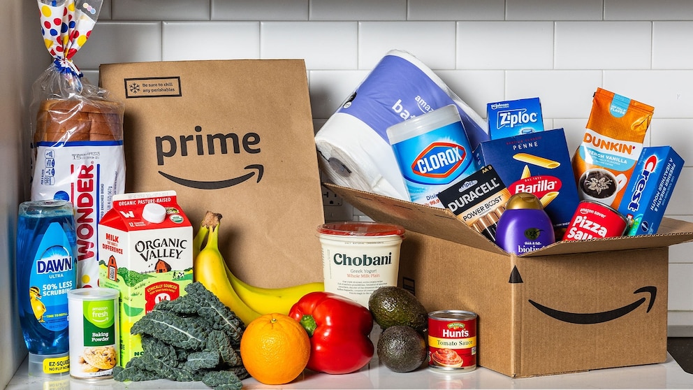 ABC's tweet card. "Ultra-fast" Amazon Now deliveries are being tested with household essentials and fresh groceries for customers in areas of Seattle and Philadelphia.