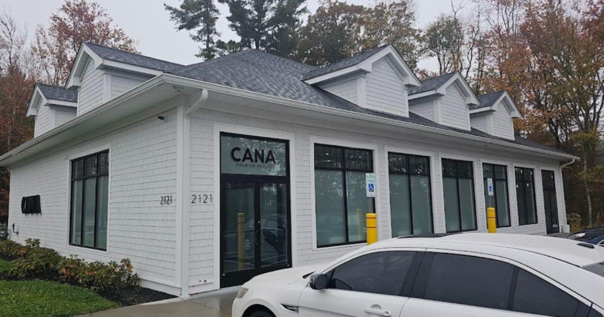 BeardBrosPharms's tweet card. With a rich history as a legendary whaling hole, New Bedford still draws most of its admiration from the sea as it remains America’s #1 fishing port. Luckily, however, there is now a new land-based...