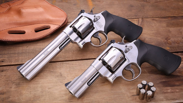 GrafsReloading's tweet card. Smith & Wesson has reintroduced its Model 610 revolver, chambered in 10 mm Auto. Built on the Smith & Wesson N-frame, the 610 is available with either a four or a six-and-a-half inch barrel.