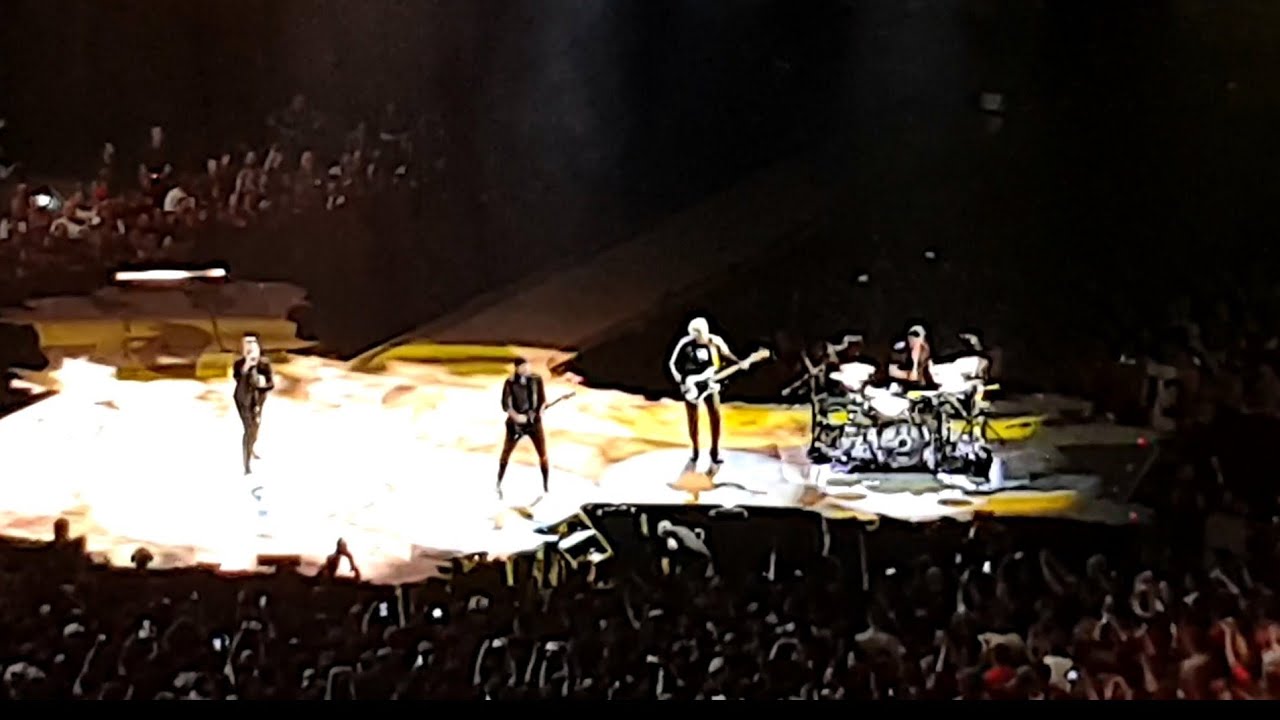 AnetteGranada's tweet card. U2 sings Gloria ( live in Manila 2019) | Philippine Arena