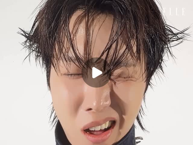 HAPPIshare0218's tweet card. ELLE KOREA 엘르 코리아 (@ellekorea) • Instagram reel