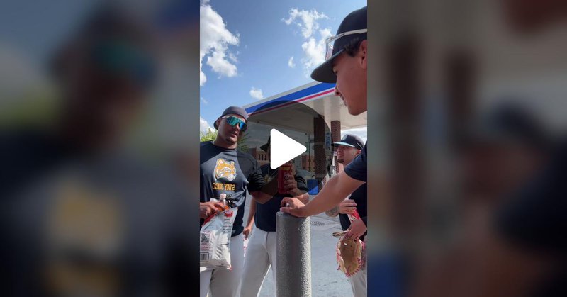 Tweet card summary image