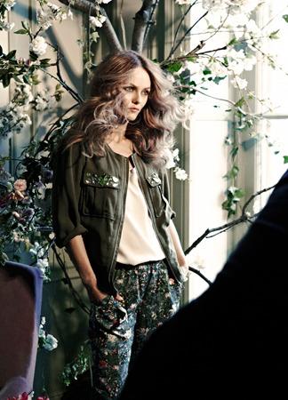 raspberryidol's tweet card. La chanteuse et actrice redevient mannequin le temps d’un printemps, pour une collection écoresponsable