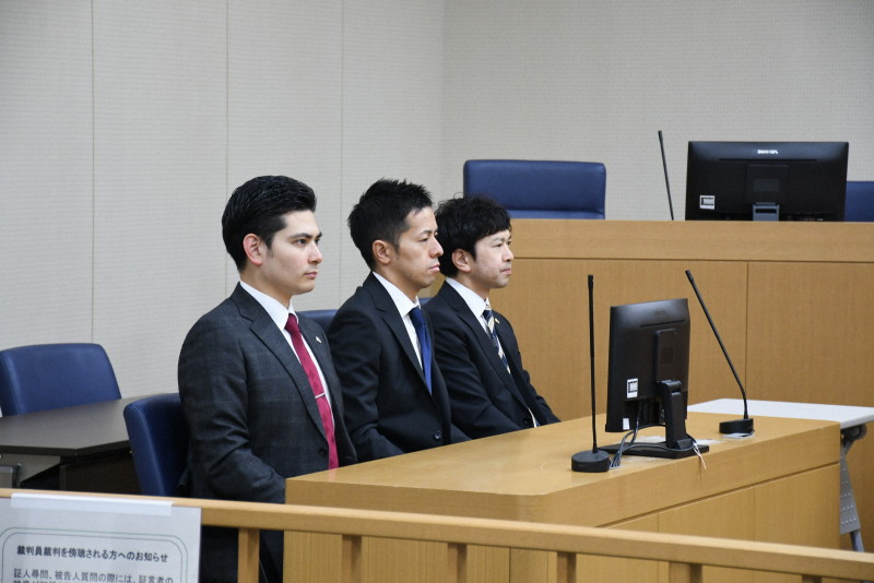 tdatngtpcaw's tweet card. 　安倍晋三元首相銃撃事件で起訴された山上徹也被告（45）は3日、奈良地裁（田中伸一裁判長）で開かれた裁判員裁判の被告人質問で、世界平和統一家庭連合（旧統一教会）の幹部を襲撃できていれば、安倍氏は標的