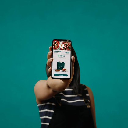 Tweet card summary image