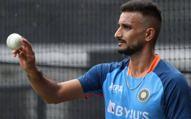 ct_hindi's tweet card. हर्षल पटेल रणजी ट्रॉफी से पहले गुजरात के प्री-सीजन कैंप में शामिल होने के लिए तैयार हैं, पढ़ें पूरी खबर सिर्फ CricTracker Hindi पर।