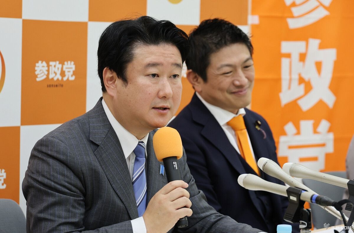 jijicom's tweet card. 参政党の神谷宗幣代表は３日の記者会見で、自民党に離党届を提出した和田政宗元参院議員が入党する運びになったと発表した。自民による離党届の扱いが決まり次第、手続きを取るとしている。入党に先立って、和田氏を政策スタッフ「政調会長補佐」に起用したことも明らかにした。