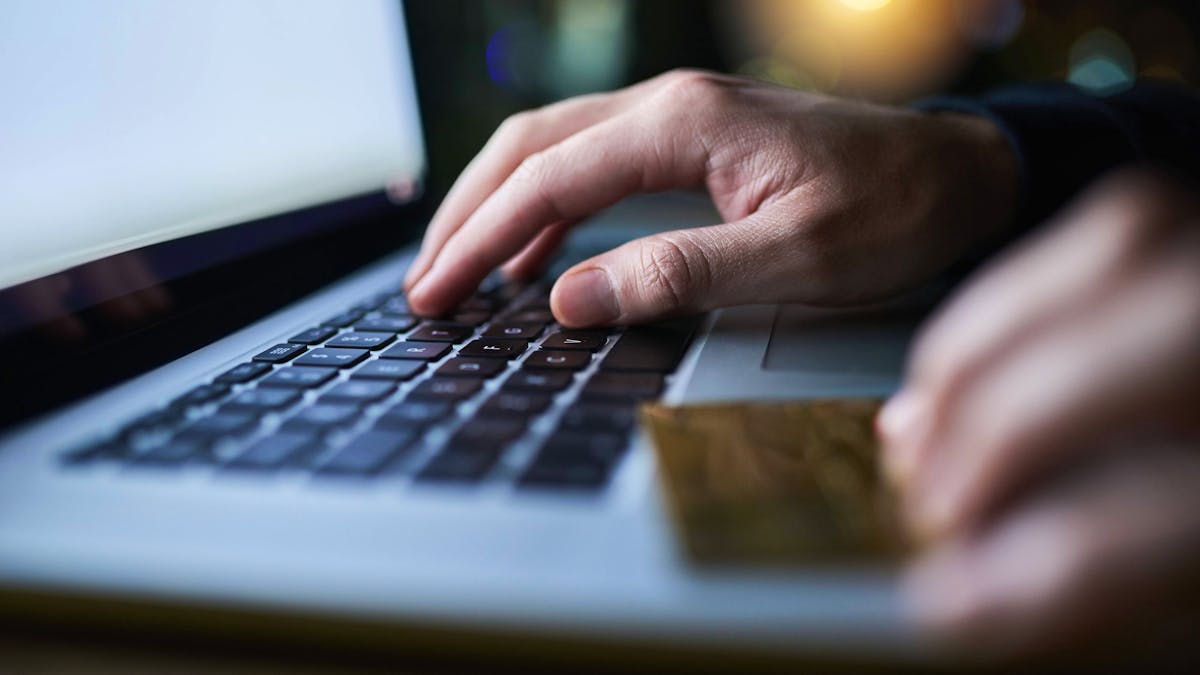 GerslLumir's tweet card. Aktuell warnt das Bundesamt für Cybersicherheit vor Betrügern, die im Namen von Serafe persönliche Daten abgreifen wollen. Seien Sie vorsichtig!