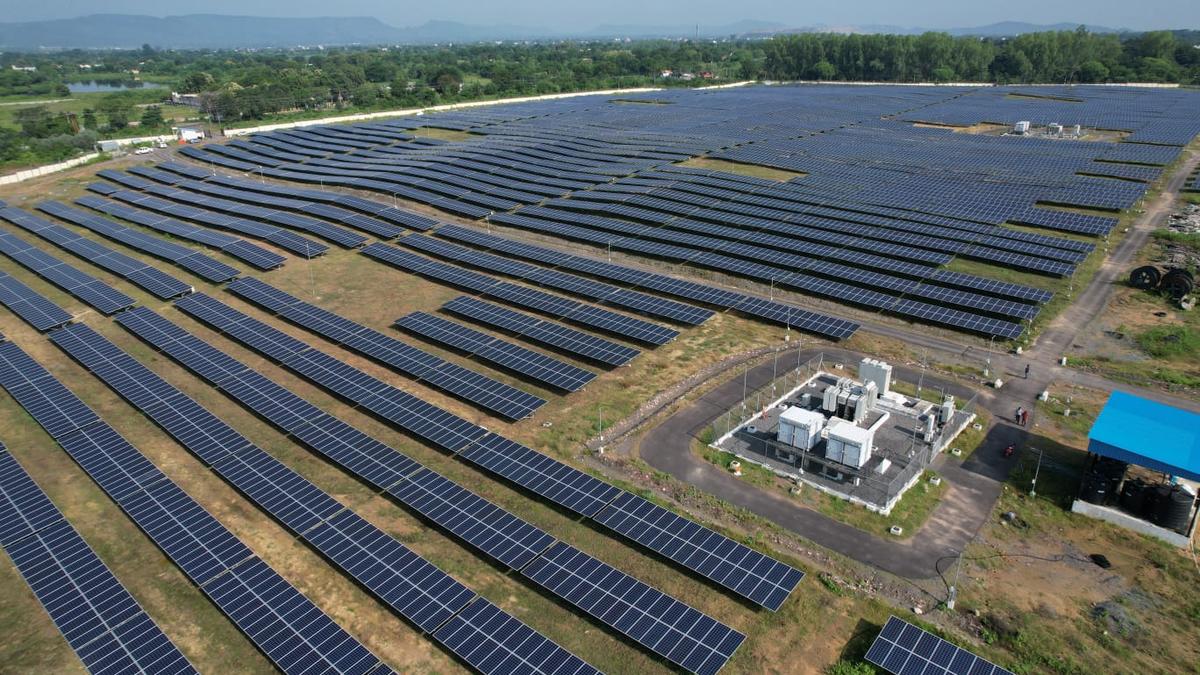 abhinavaduri9's tweet card. Singareni to launch a 1 MW battery storage system, maximizing solar energy use and saving ₹70 lakh annually.