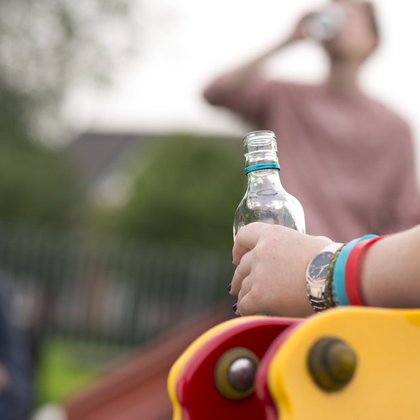 Tweet card summary image